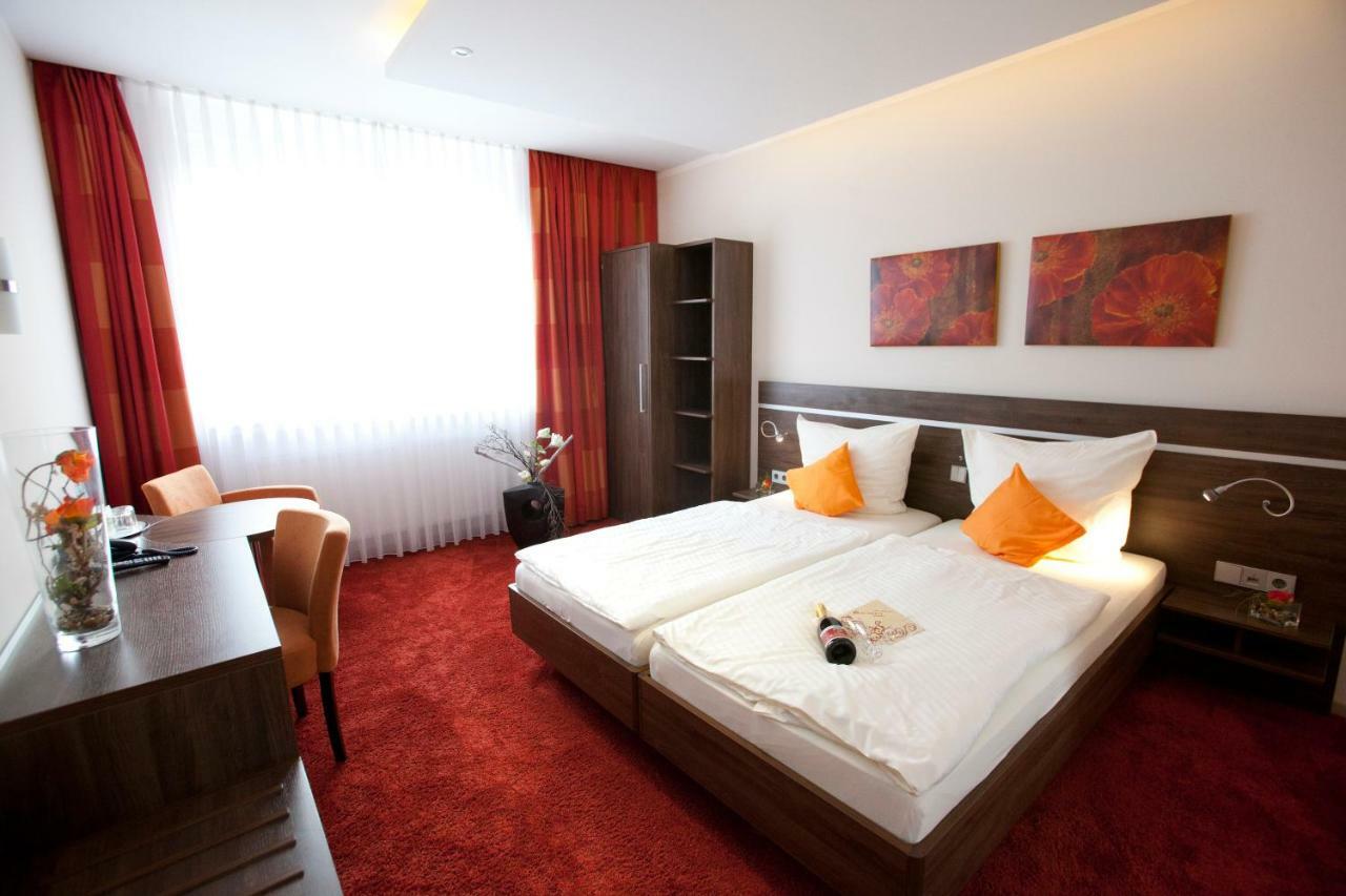 Hotel Schmidt Am Markt Meppen Esterno foto